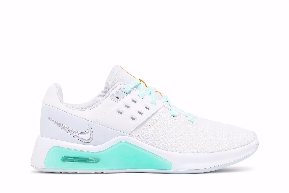 Nike Women's Air Max Bella TR 4 White Green Glow, view 2