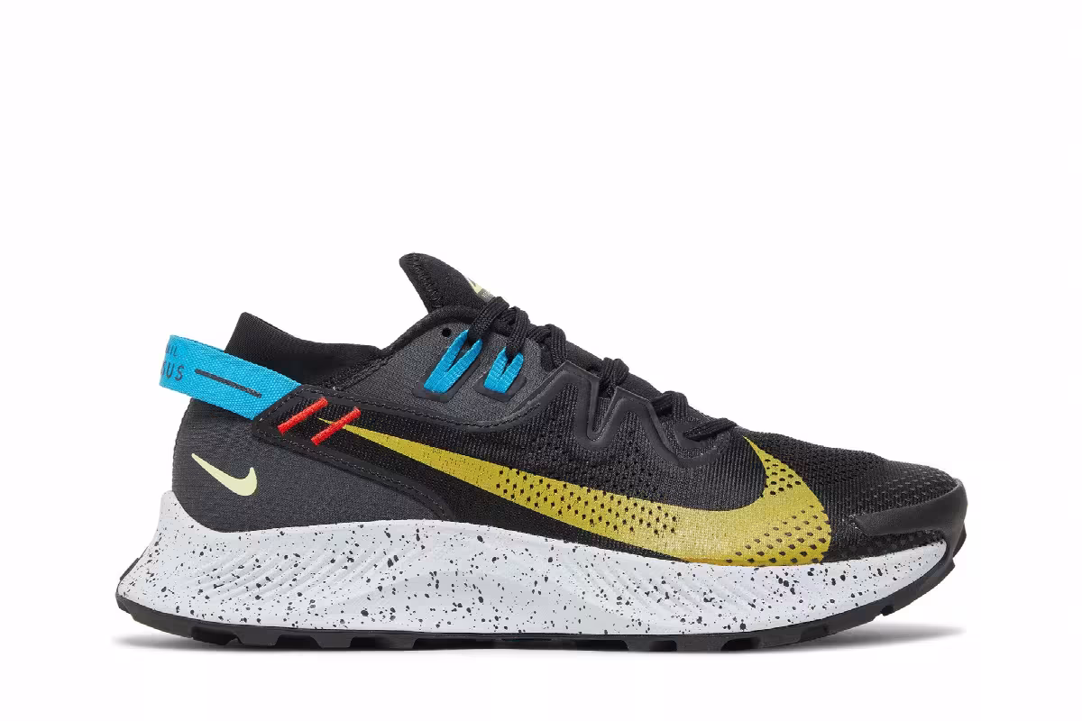 Nike Pegasus Trail 2 Black Dark Sulfur, view 2