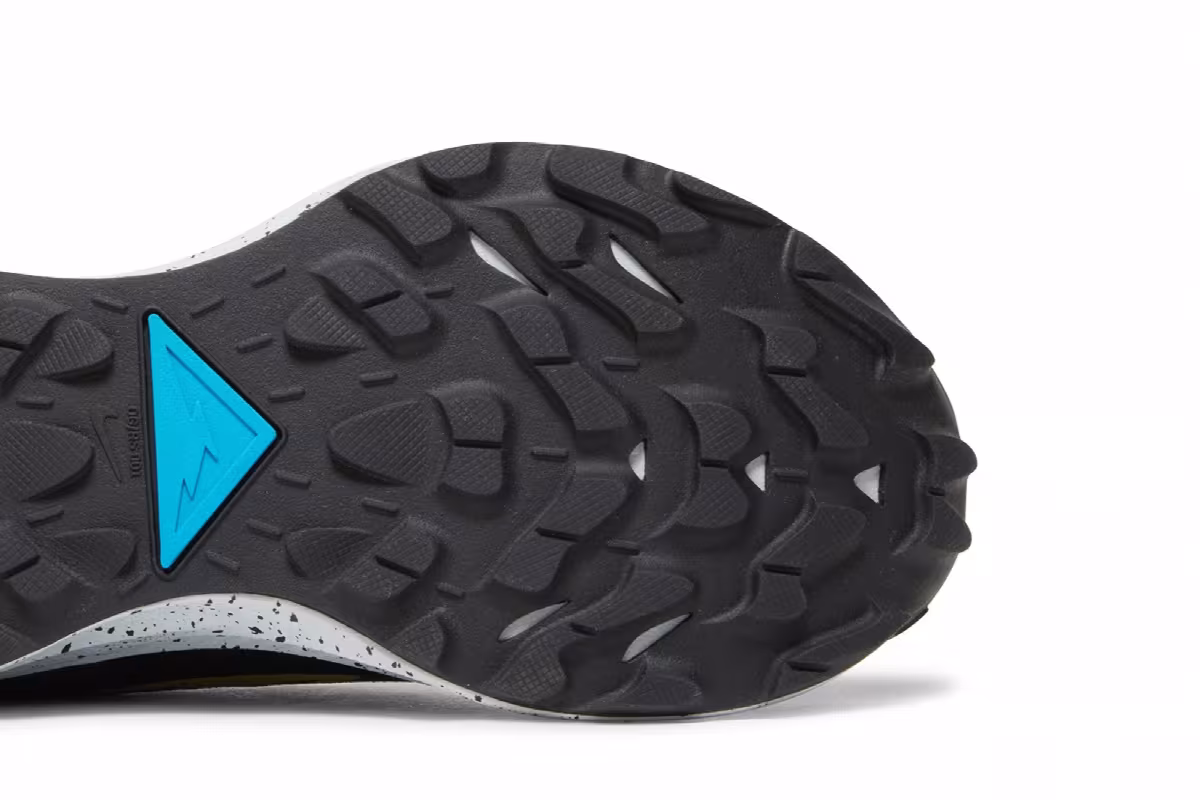 Nike Pegasus Trail 2 Black Dark Sulfur, view 6