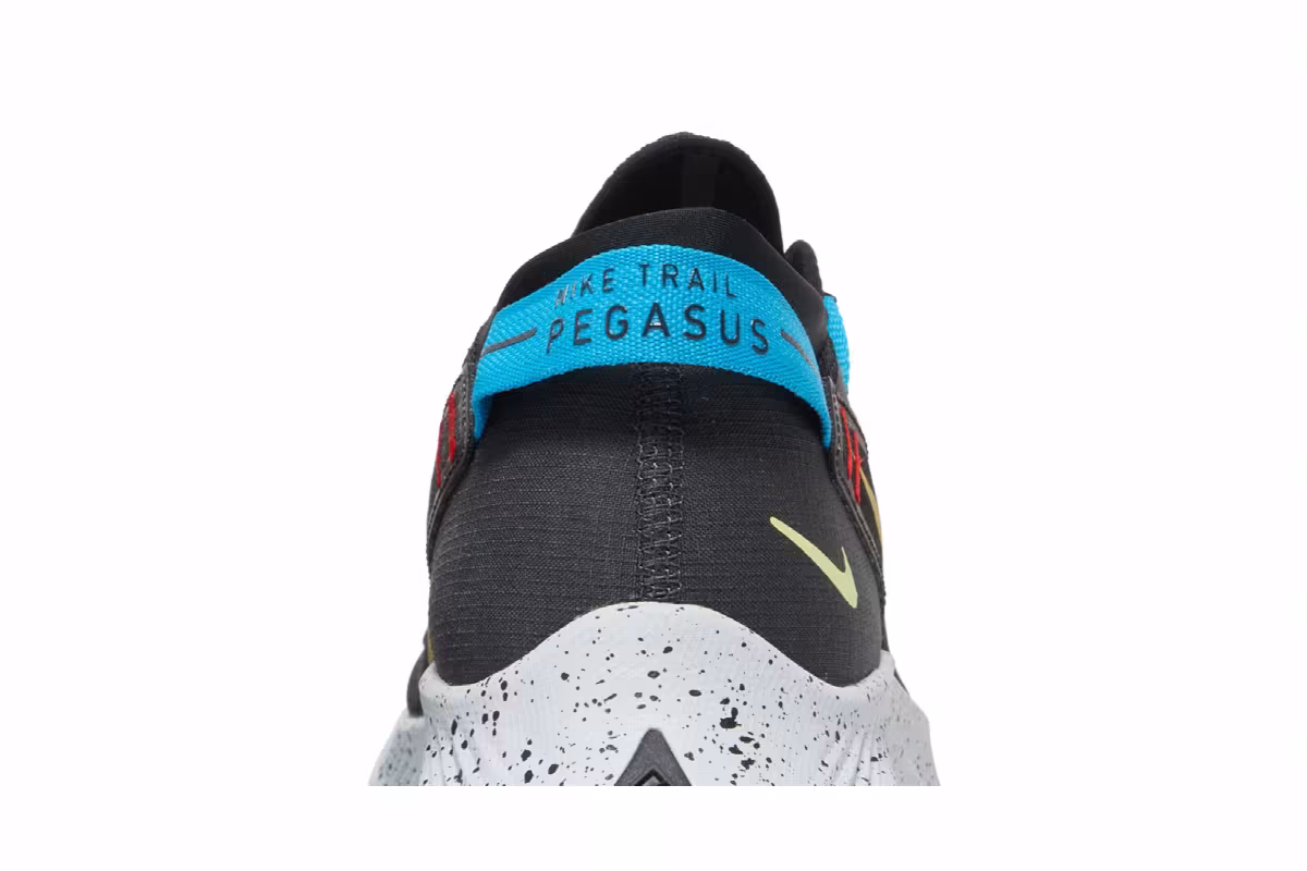 Nike Pegasus Trail 2 Black Dark Sulfur, view 8