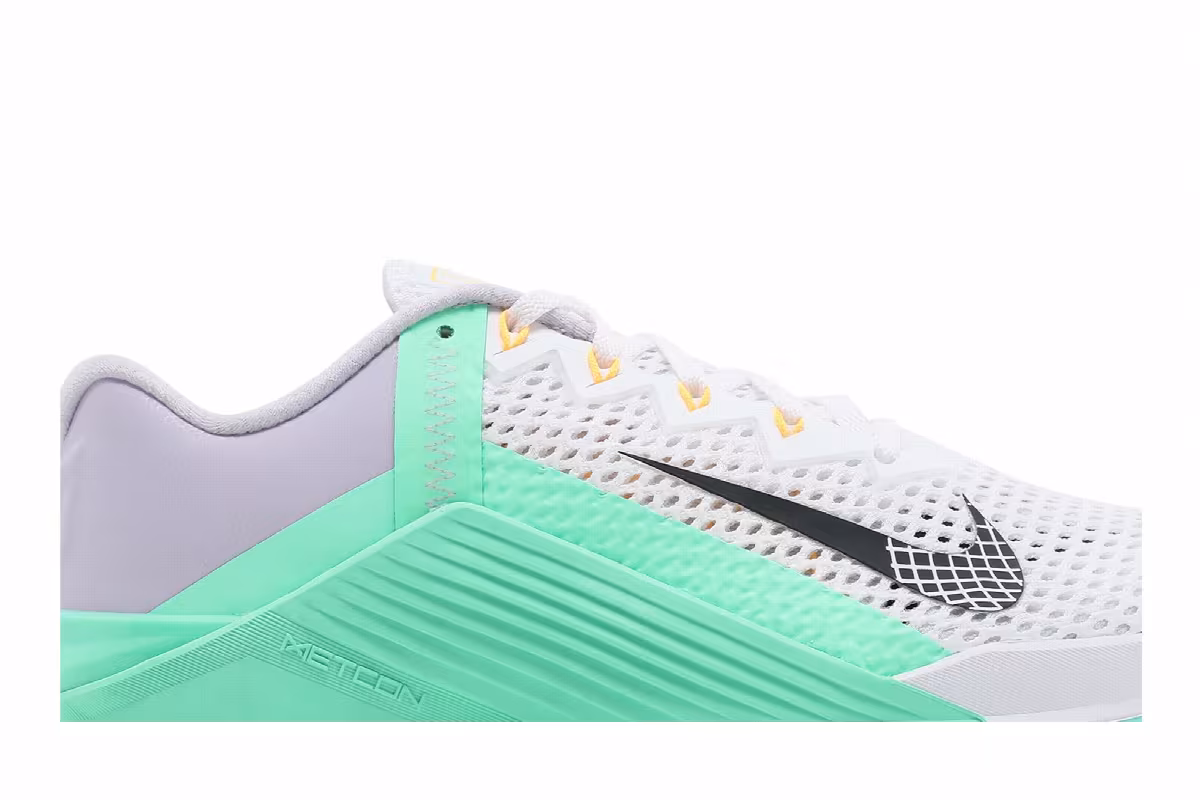 Nike Women's Metcon 6 White Infinite Lilac Green, view 3