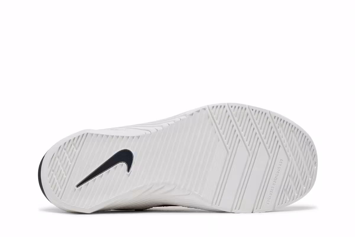 Nike Women's Metcon 6 Light Orewood Brown, view 5