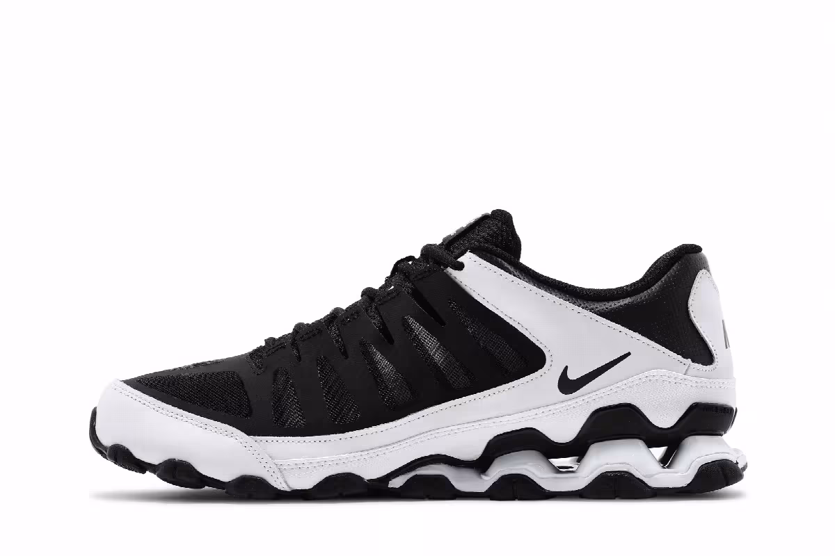 Nike Reax 8 TR Black White, view 4