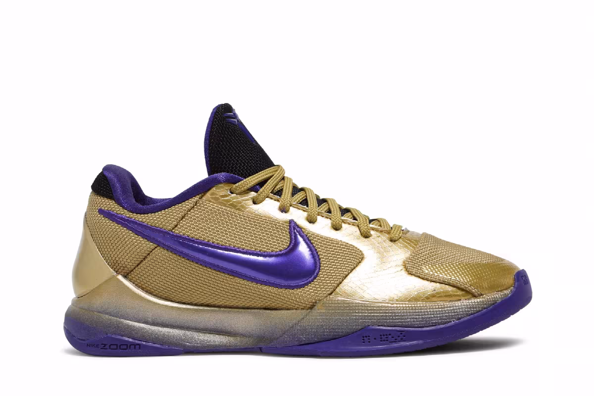 Undefeated x Nike Zoom Kobe 5 Protro Hall Of Fame, view 2