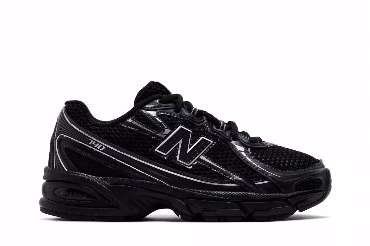 New Balance 740 Big Kid Black Silver Metallic, view 2