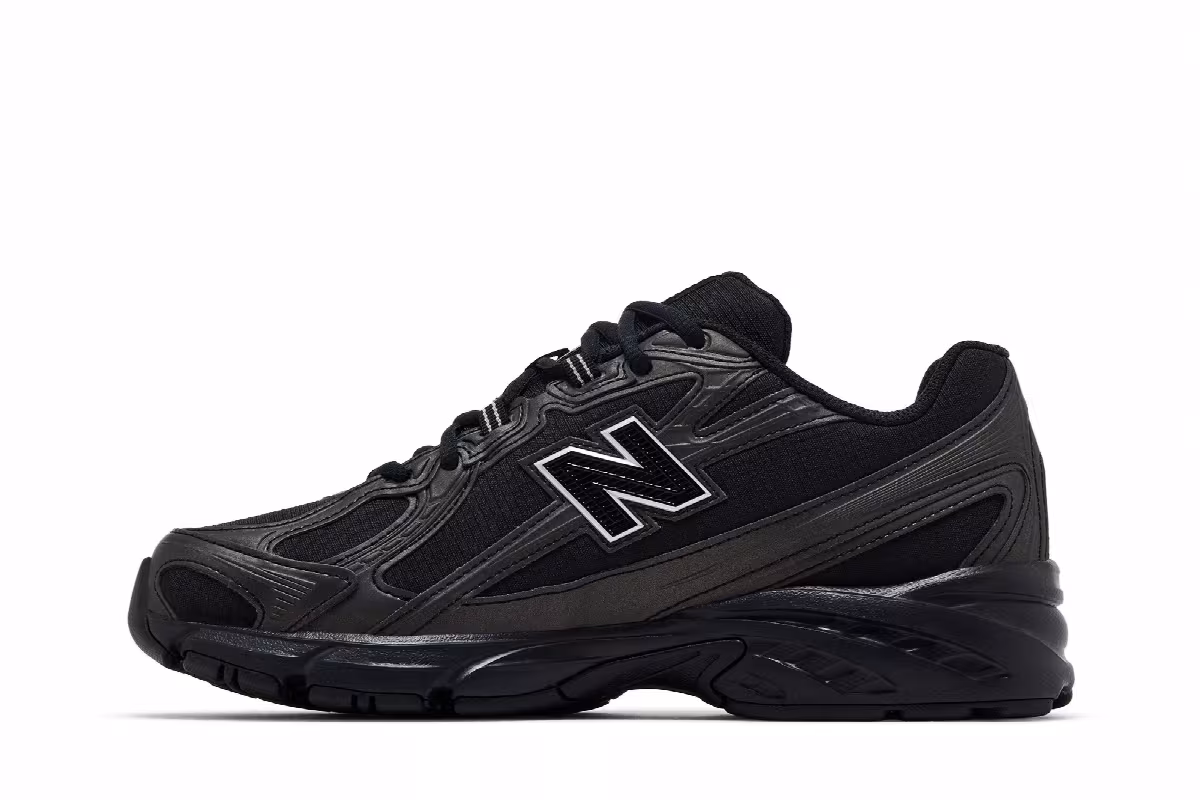 New Balance 740 Black, view 4