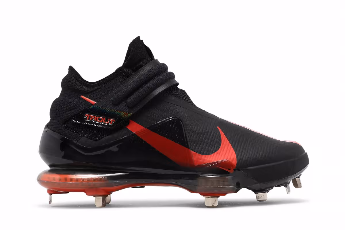 Nike Force Zoom Trout 7 Pro Mid Black Laser Orange, view 2