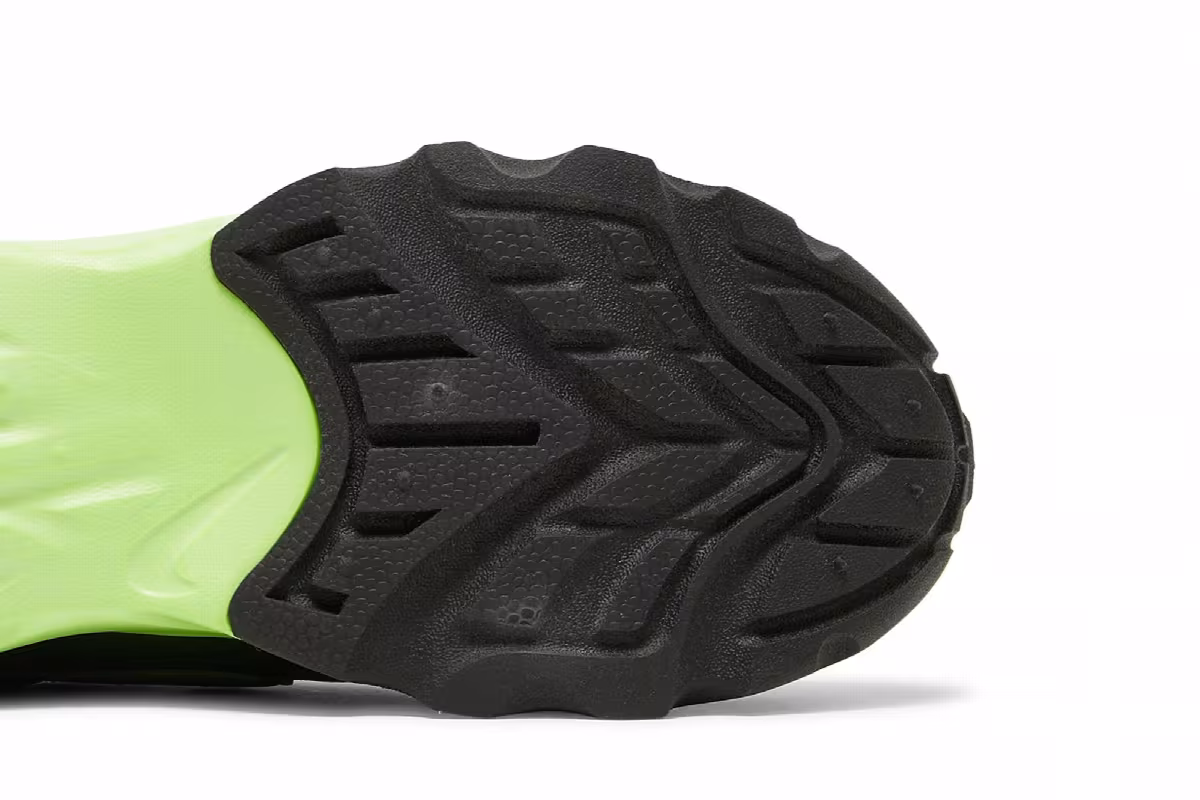 Nike Women's TC 7900 Black Ghost Green, view 6