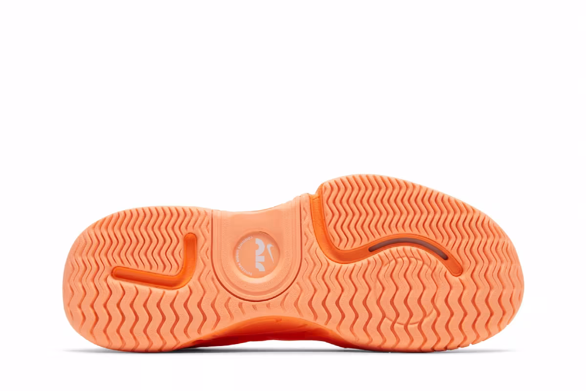 Naomi Osaka x Women's NikeCourt Air Zoom GP Turbo Total Orange, view 5