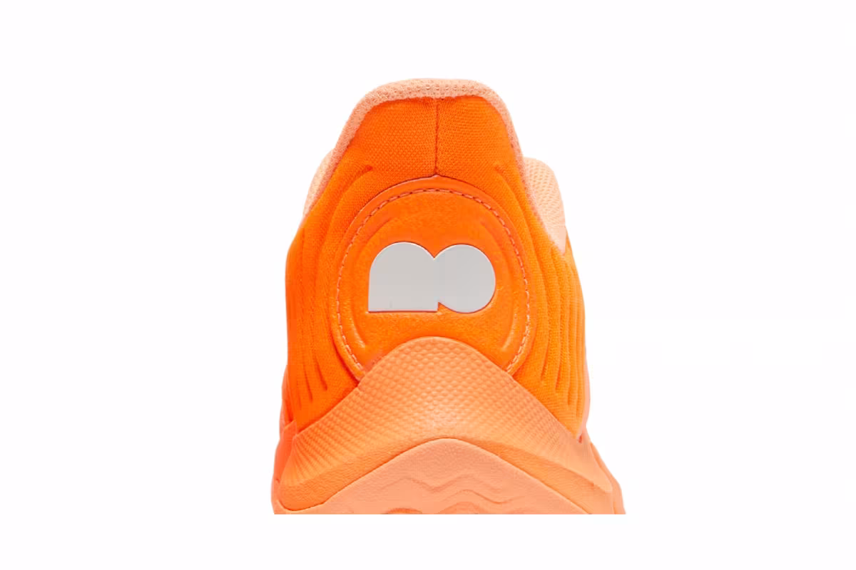 Naomi Osaka x Women's NikeCourt Air Zoom GP Turbo Total Orange, view 8