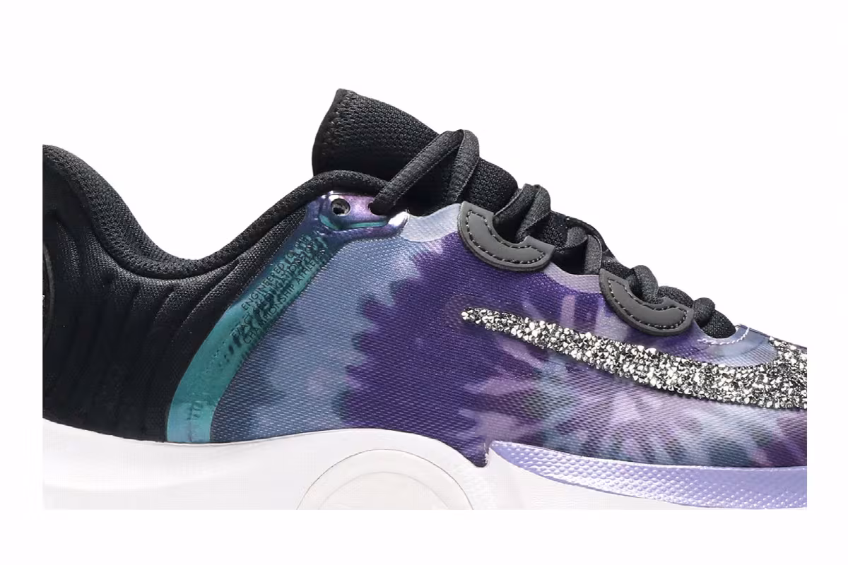 Naomi Osaka x Women's NikeCourt Air Zoom GP Turbo Tie Dye, view 3