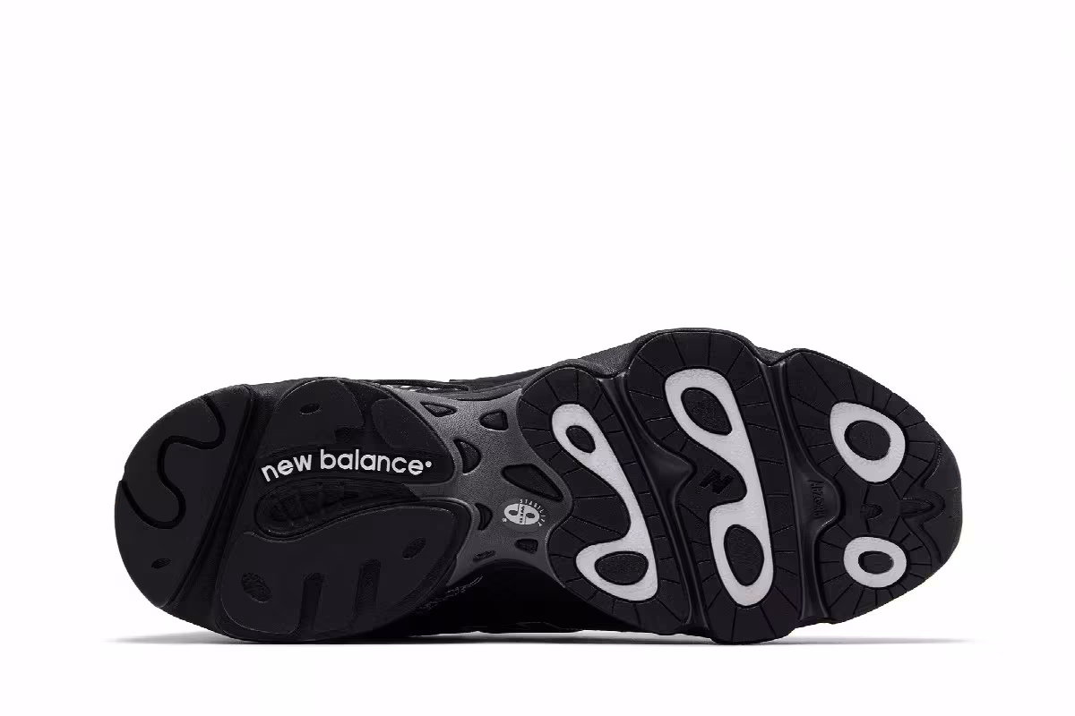 atmos x New Balance 1000 Bāṅdhnū, view 5