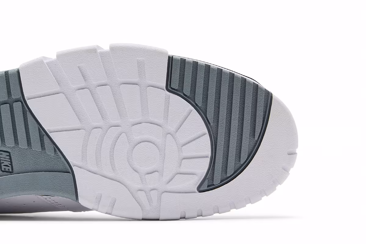 Nike Air Cross Trainer Low White Black, view 6