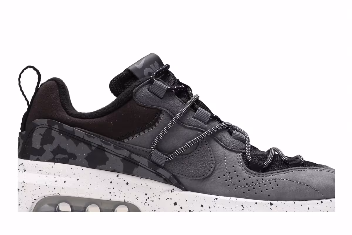 Nike Women's Air Max Viva Black, view 3