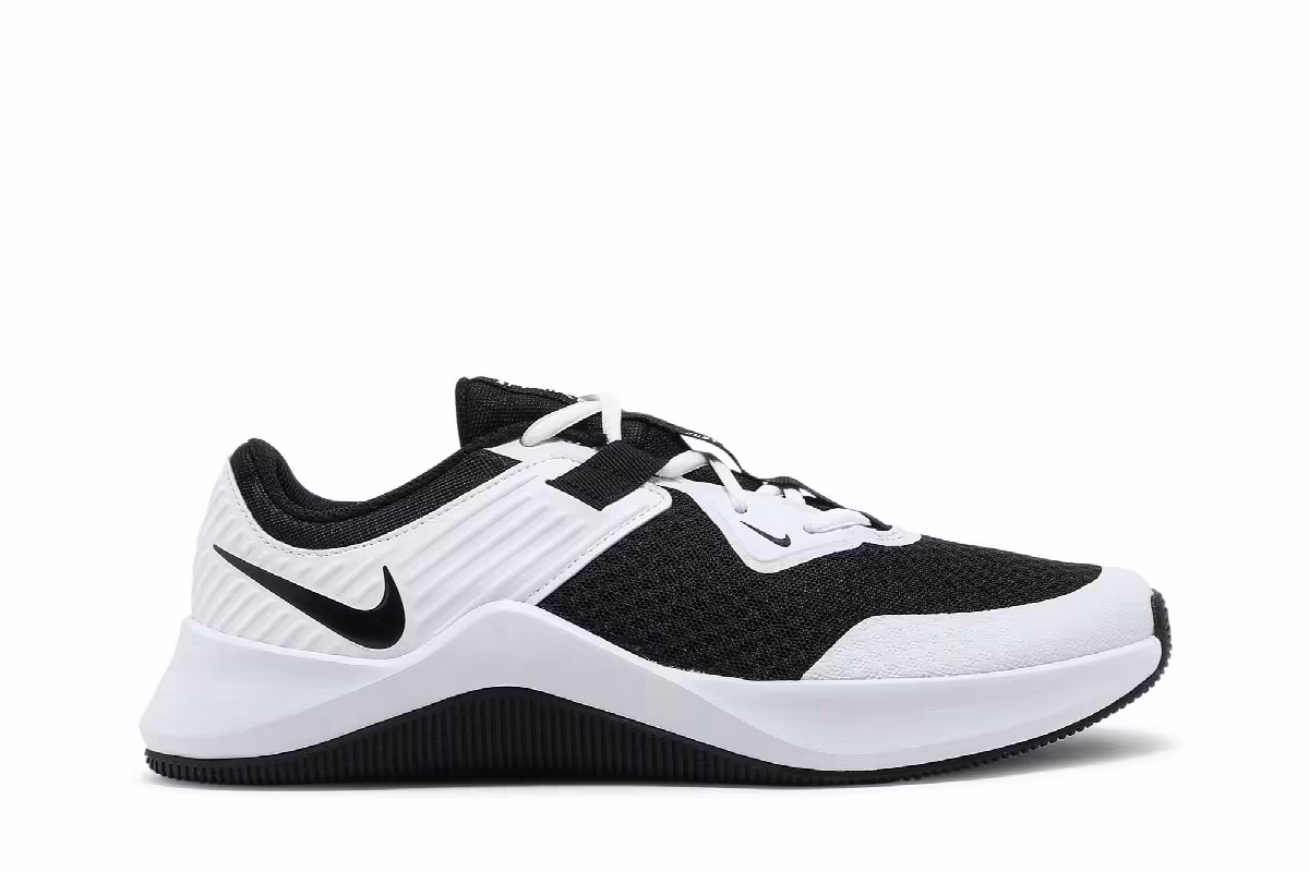 Nike MC Trainer Black White, view 2