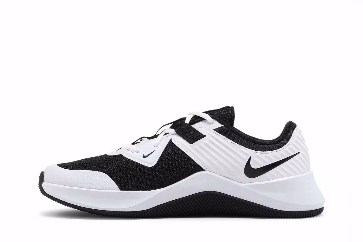 Nike MC Trainer Black White, view 4