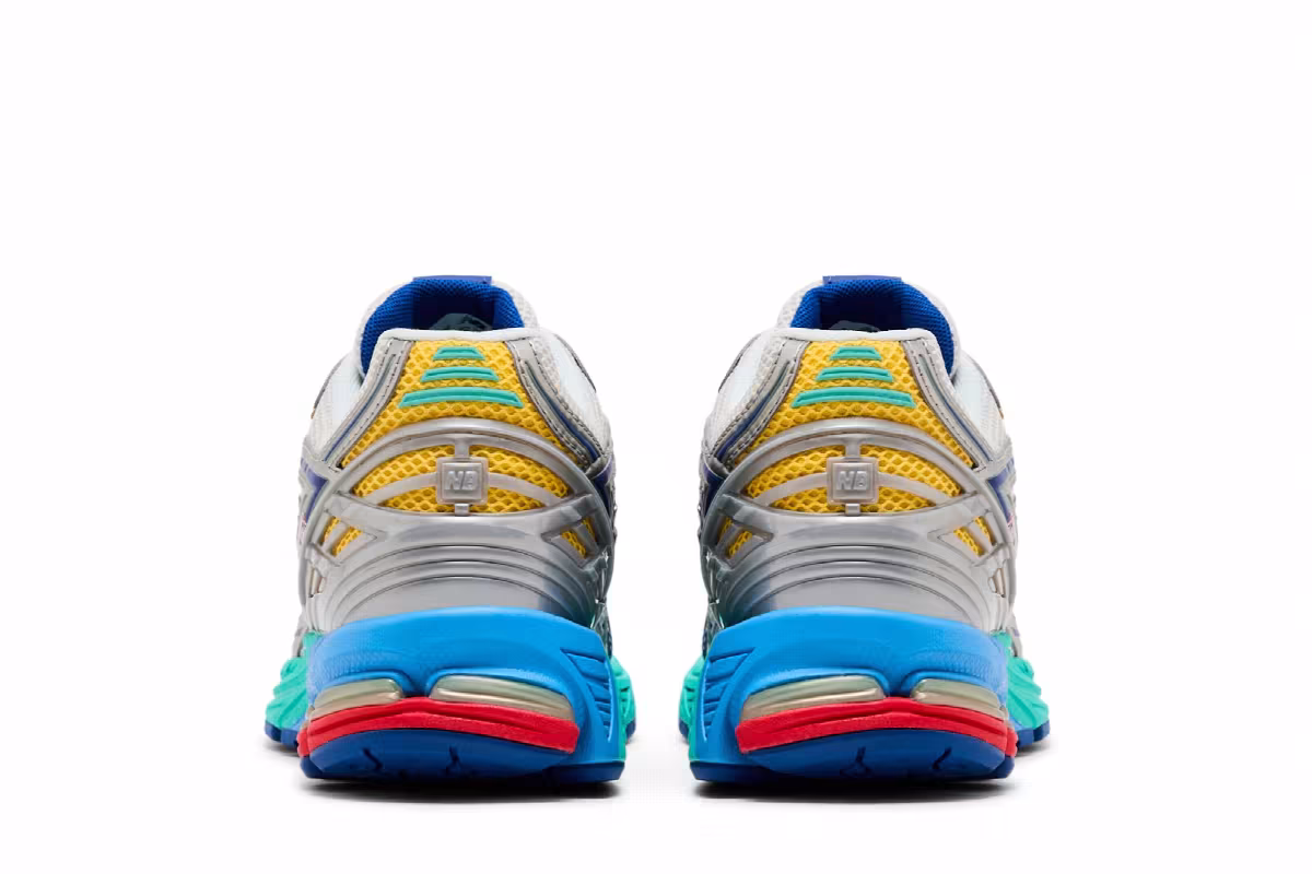 New Balance 1906R Moon Sign, view 7
