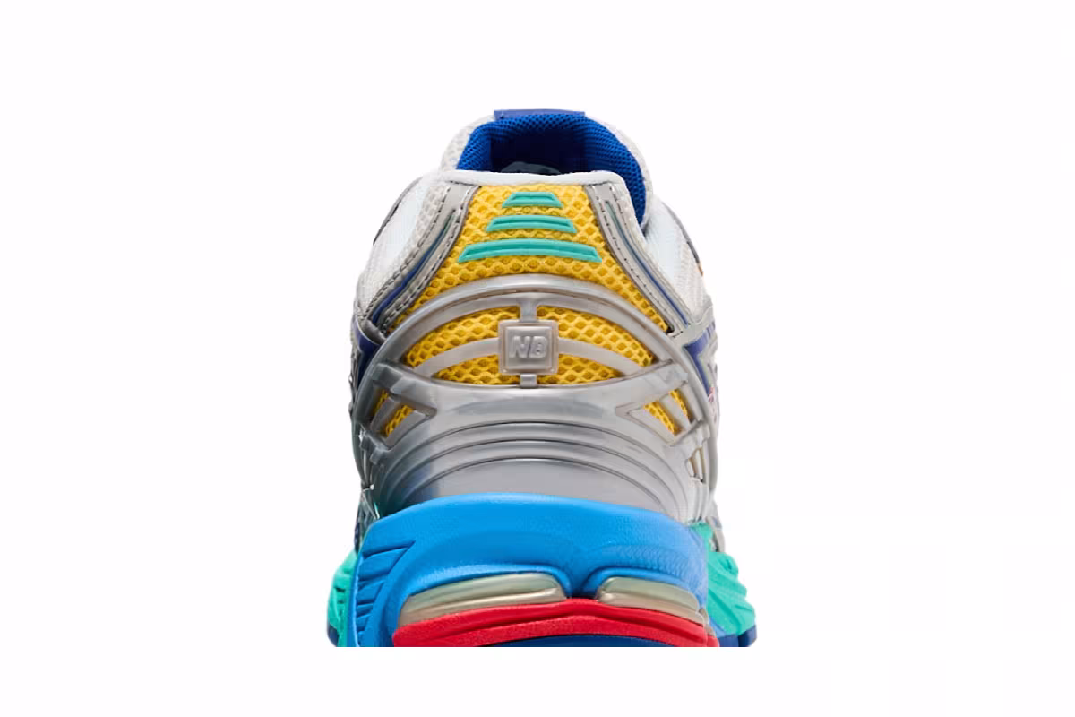 New Balance 1906R Moon Sign, view 8