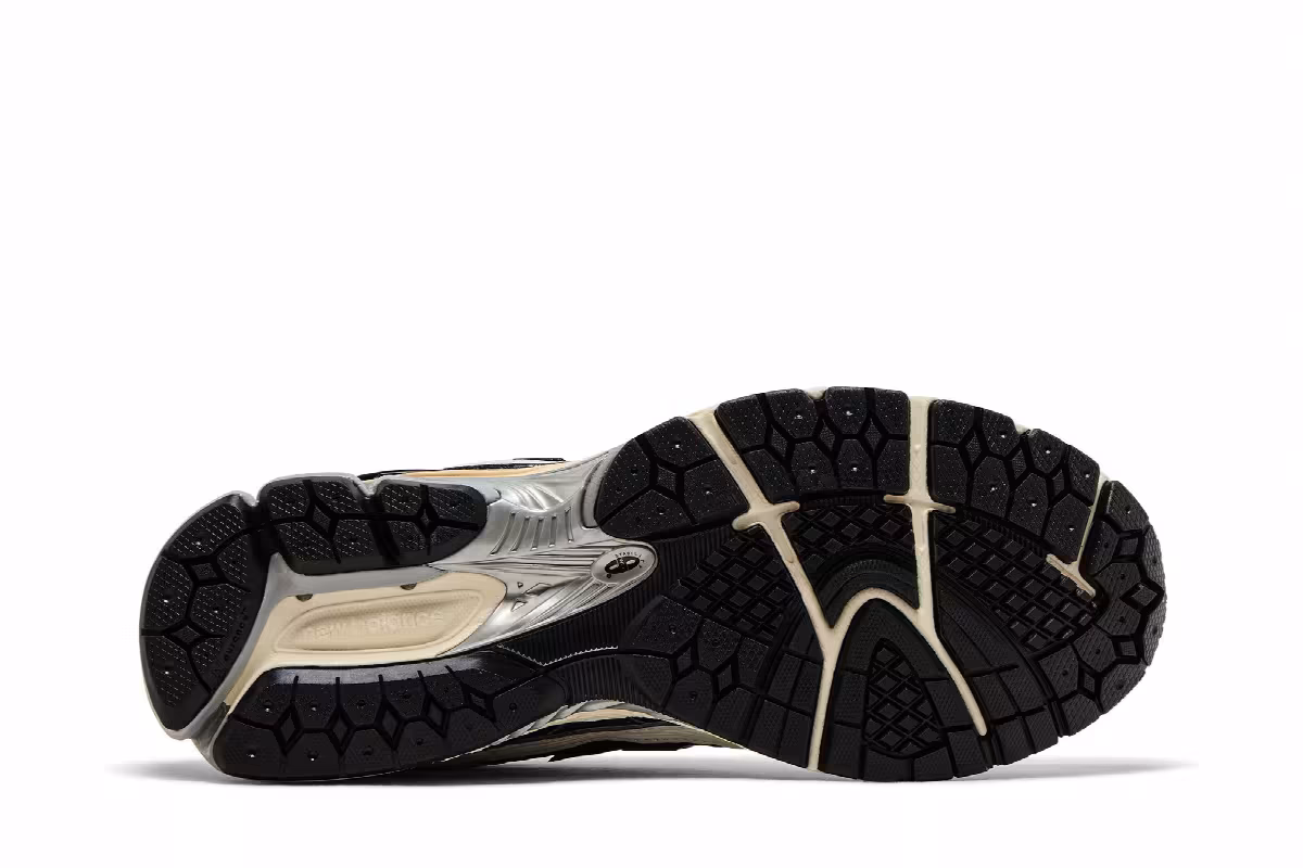New Balance 1906U Black Sea Salt Magnet, view 5