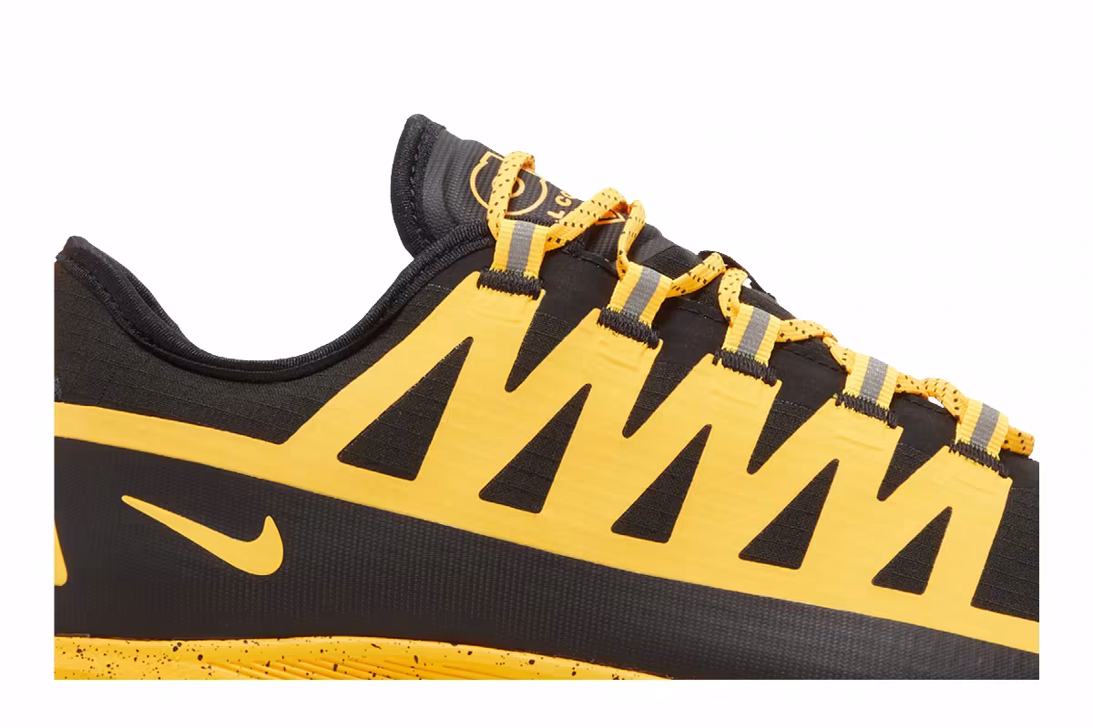 Nike ACG Air Nasu Gore-Tex Laser Orange, view 3