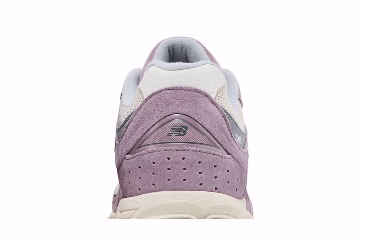 New Balance 2002R Ice Wine Linen, view 8