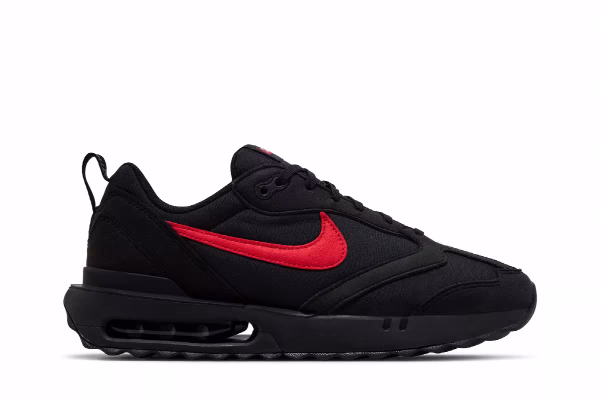 Nike Air Max Dawn Black University Red, view 2