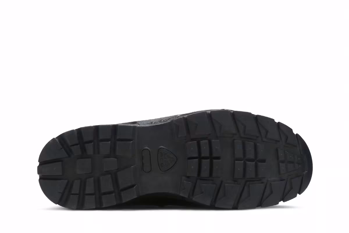 Supreme x Nike Air Max Goadome Black Snakeskin, view 5