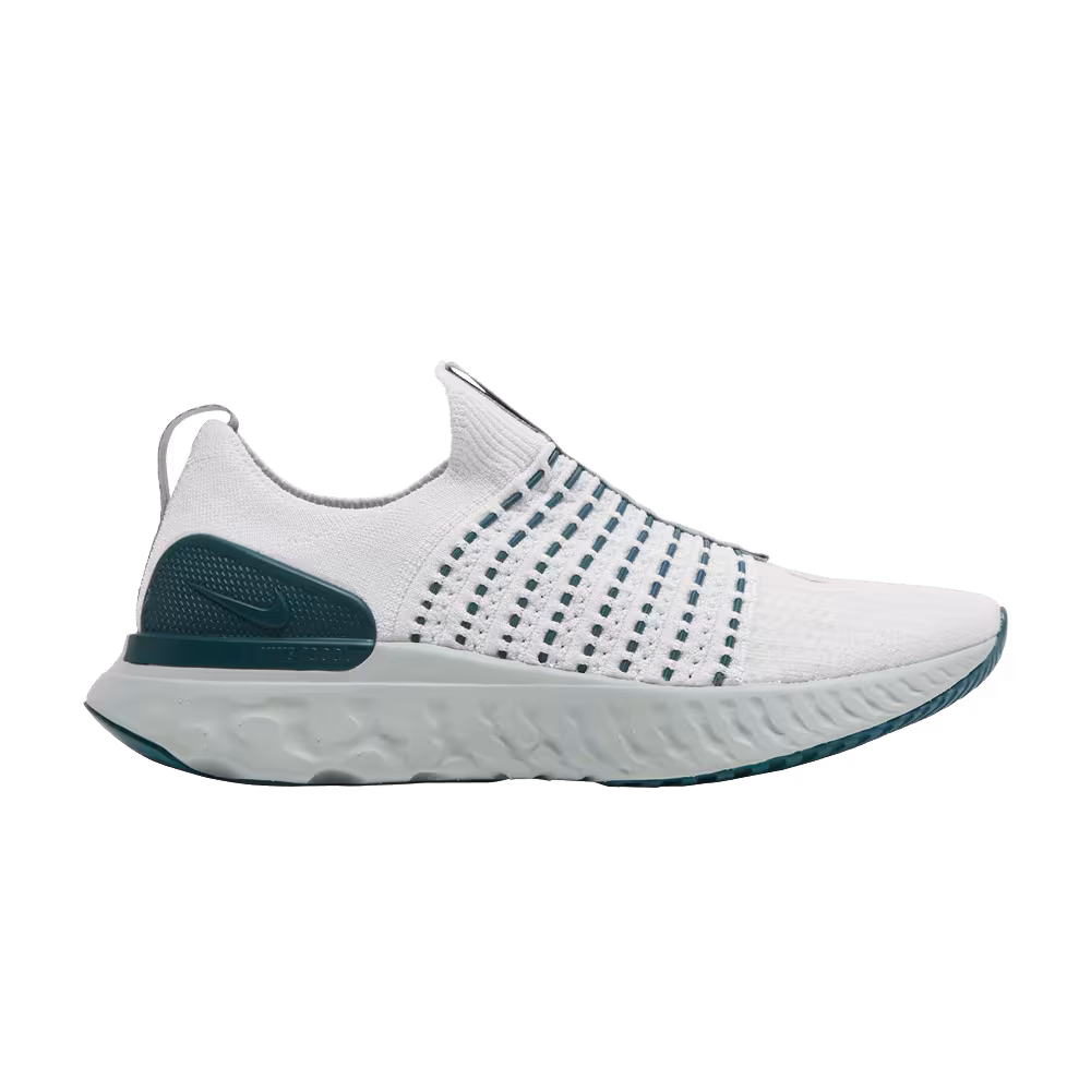 Nike Women's React Phantom Run Flyknit 2 Platinum Tint Dark Teal Green