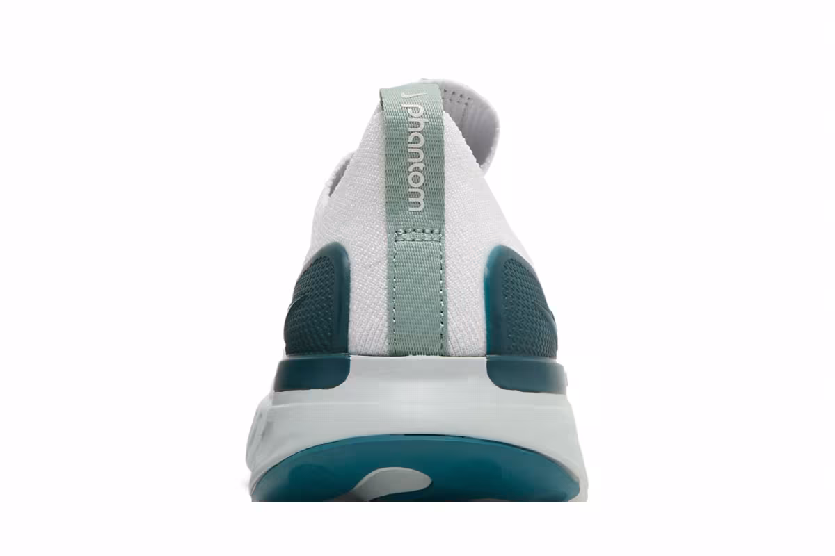 Nike Women's React Phantom Run Flyknit 2 Platinum Tint Dark Teal Green, view 8