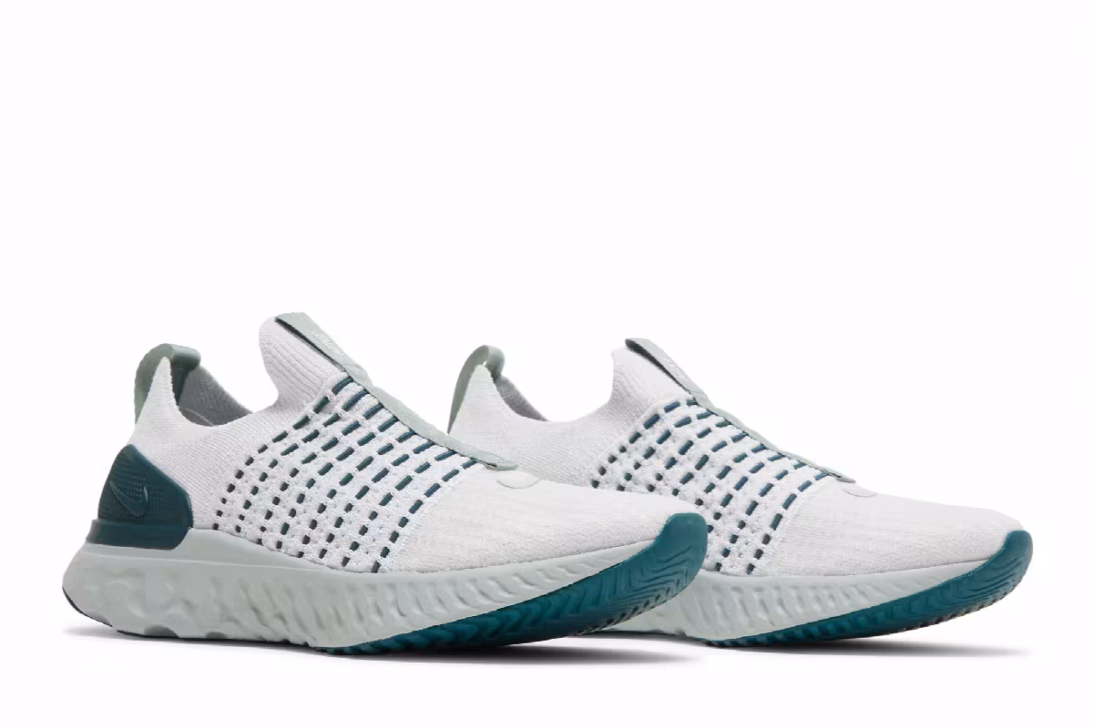 Nike Women's React Phantom Run Flyknit 2 Platinum Tint Dark Teal Green, view 9