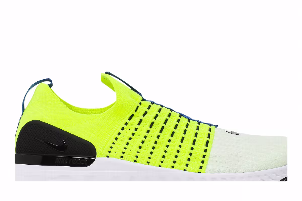 Nike React Phantom Run Flyknit 2 White Yellow, view 3