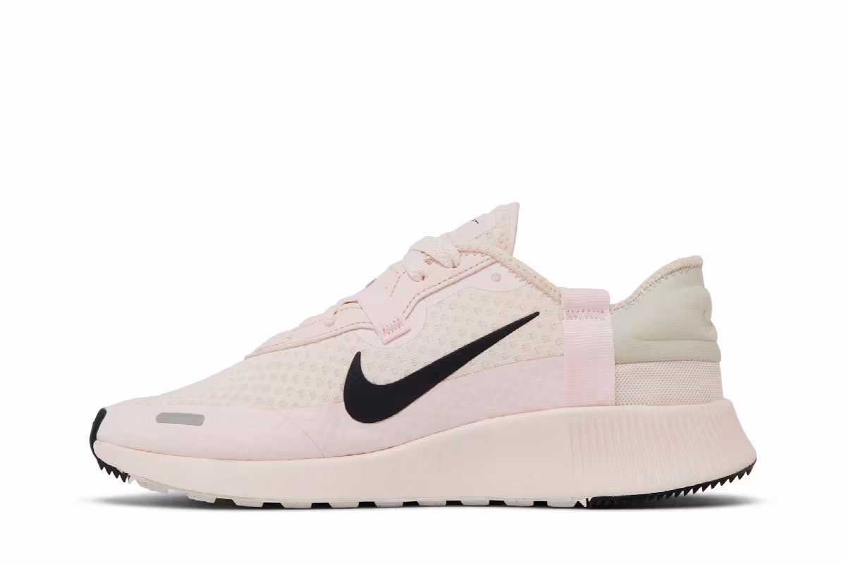 Nike Women's Reposto Light Soft Pink, view 4