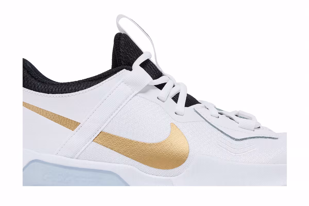 Nike Air Zoom Crossover GS White Metallic Gold, view 3
