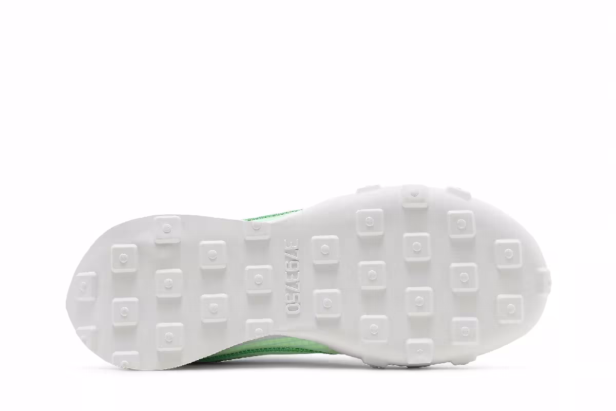 Nike Women's Waffle Racer 2X Desert Sand Mean Green, view 5