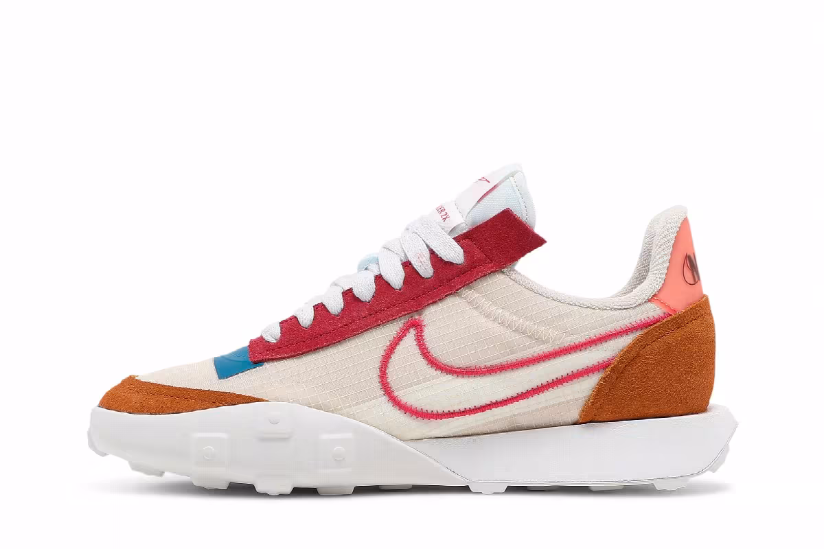 Nike Women's Waffle Racer 2X Monarch, view 4