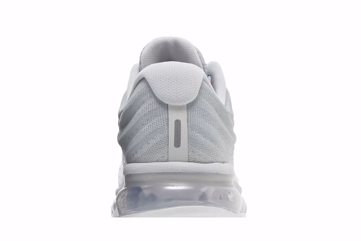 Nike Women's Air Max 2017 Pure Platinum, view 8