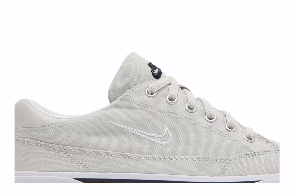 Nike Women's GTS Light Bone, view 3