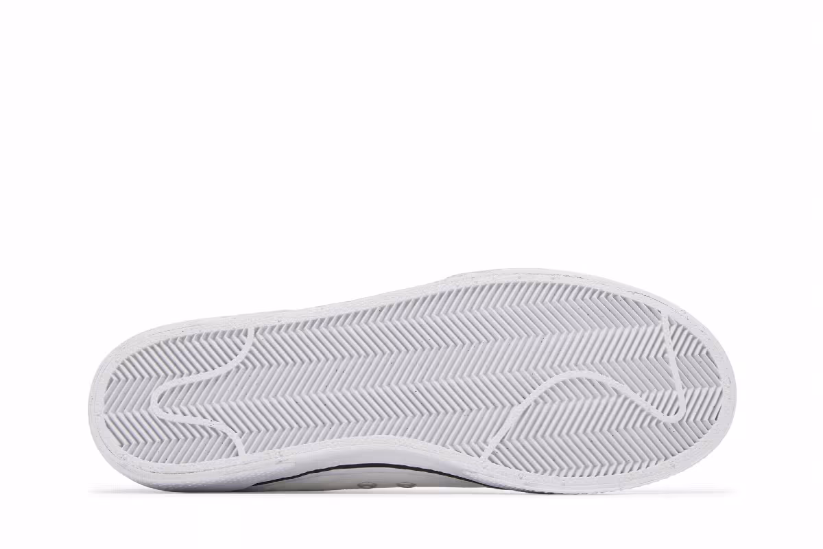 Nike GTS White Black, view 5
