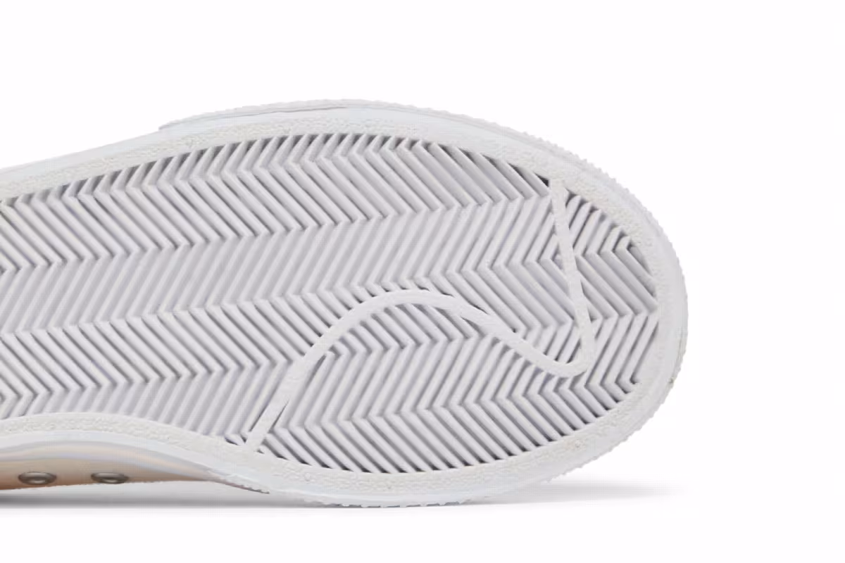 Nike Women's GTS Light Soft Pink, view 6