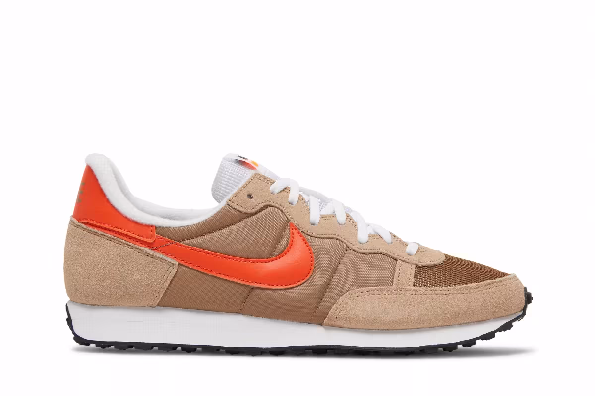 Nike Challenger OG Dark Driftwood Orange, view 2