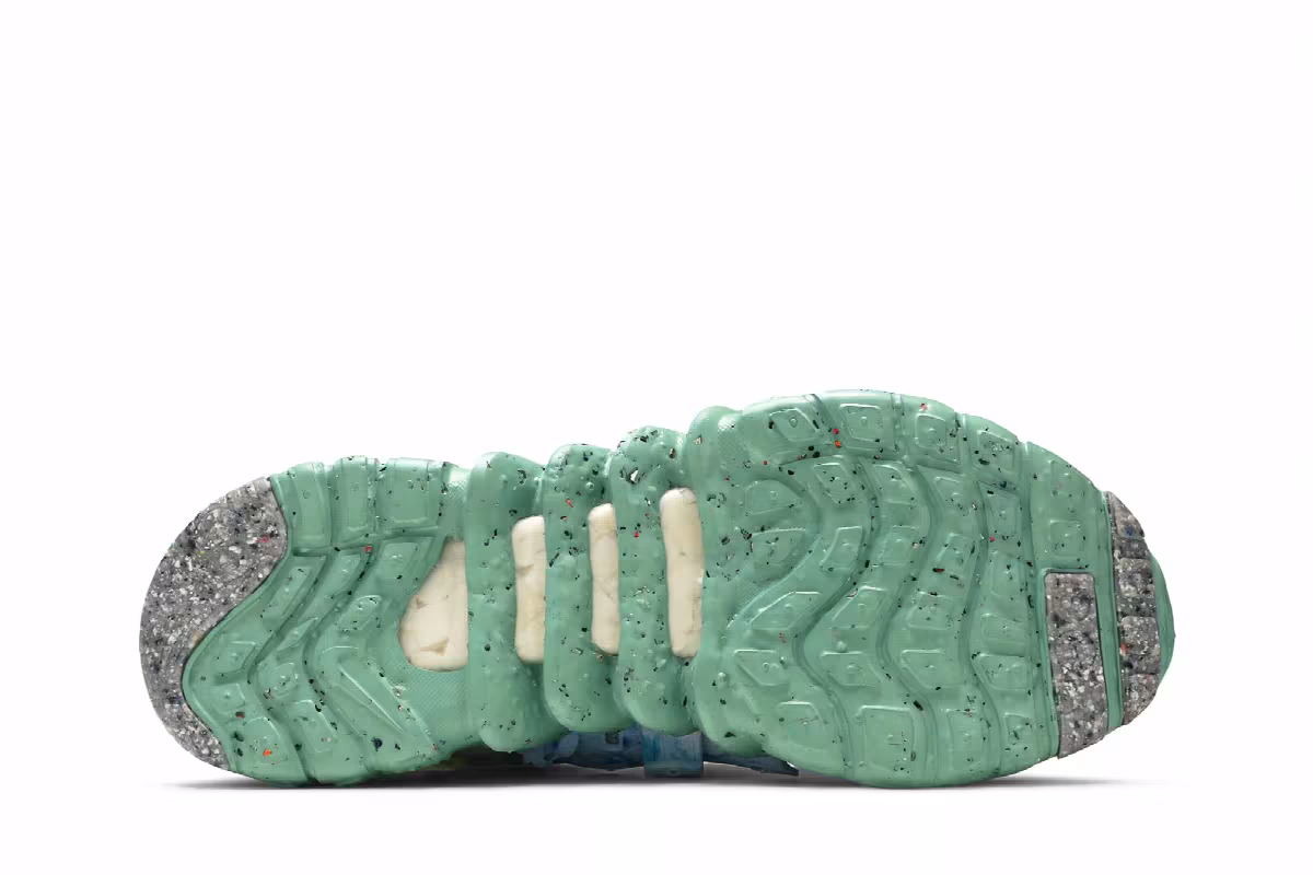 Nike Space Hippie 03 Healing Jade, view 5