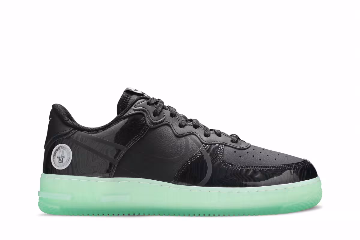 Nike Air Force 1 React LV8 All Star 2021, view 2