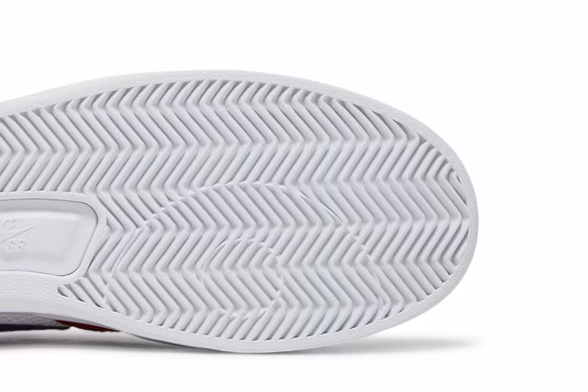 Nike Adversary SB White Pomegranate, view 6