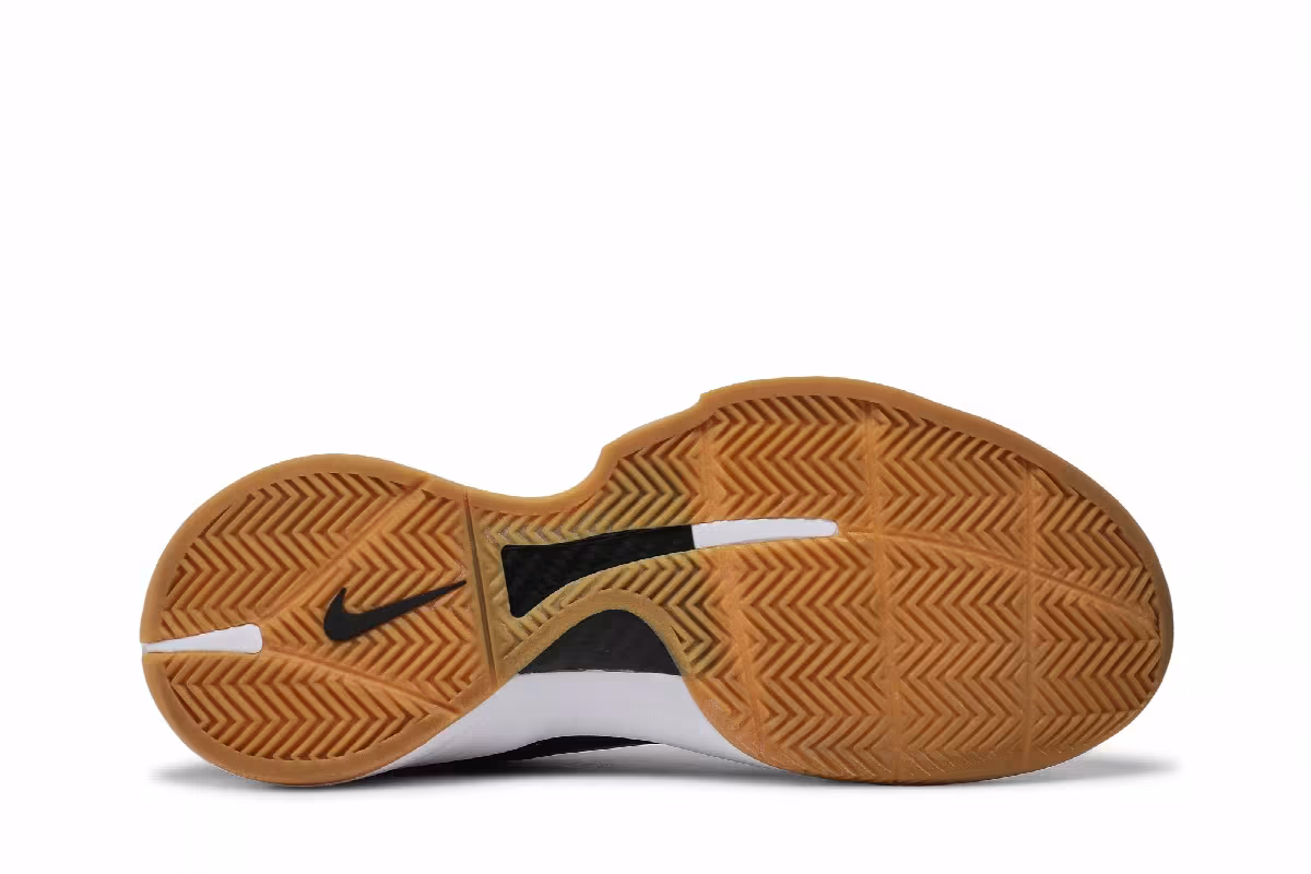 Nike Air Zoom Hyperattack Black Gum, view 5