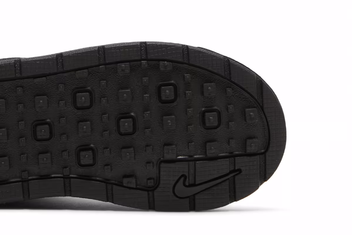 Nike Woodside 2 High ACG TD Triple Black, view 6