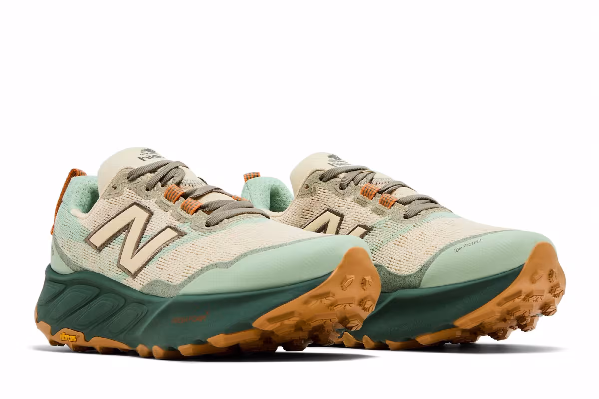 New Balance Women's Fresh Foam X Hierro v9 Calcium Dark Juniper, view 9