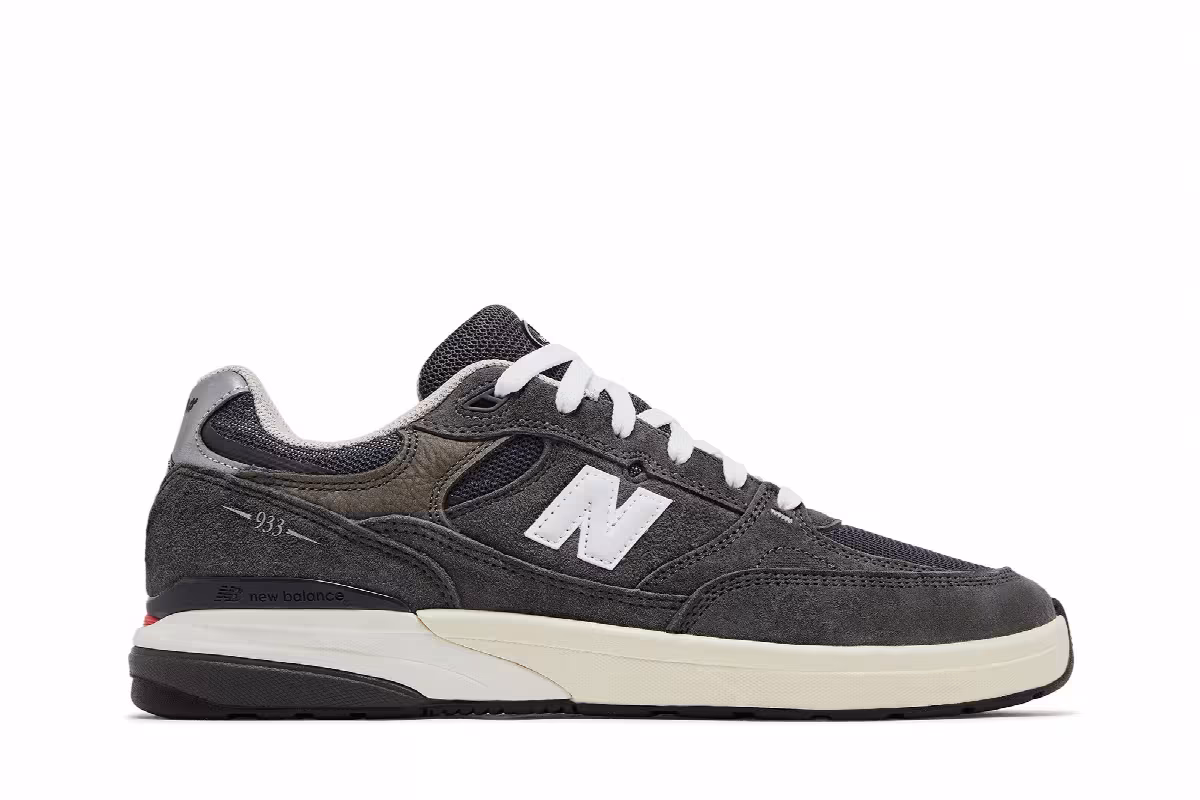 Andrew Reynolds x New Balance Numeric 933 Grey Day 2025, view 2
