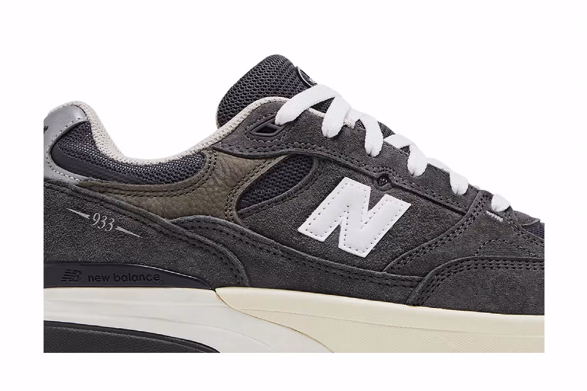 Andrew Reynolds x New Balance Numeric 933 Grey Day 2025, view 3