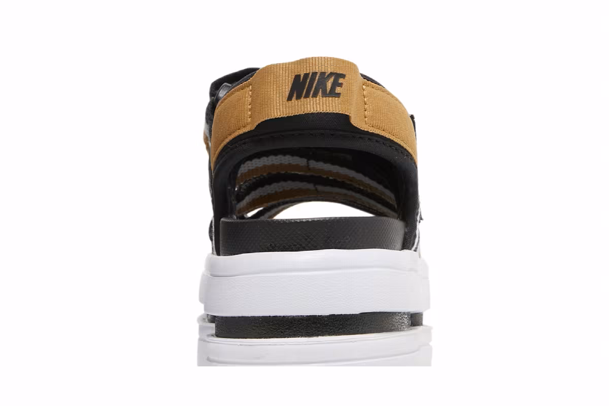 Nike Women's Icon Classic Sandal Black Metallic Gold, view 8