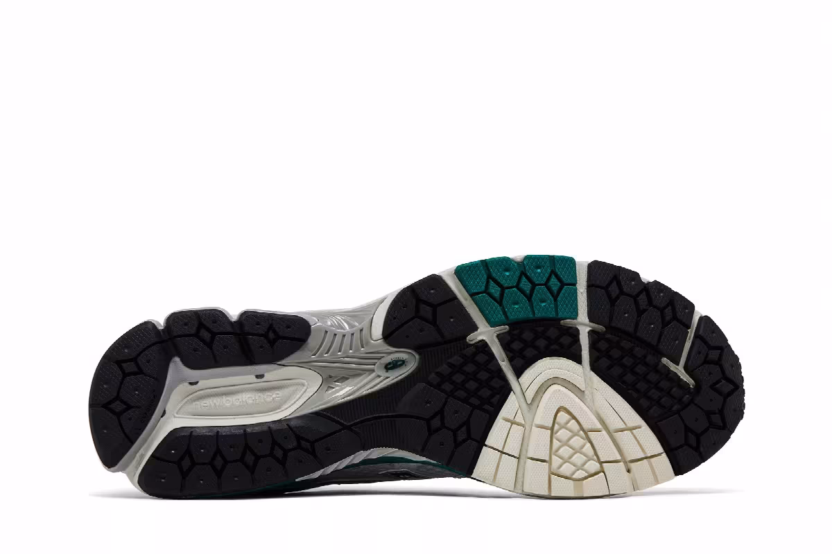 Aimé Leon Dore x New Balance 860v2 White Green, view 5